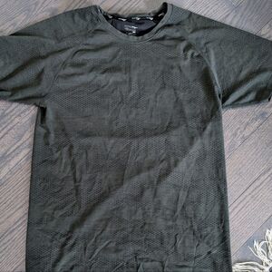 Men's Hunter Green Saucony T-shirt